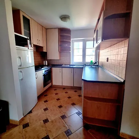Big Huge Center 84m Nivy Братислава