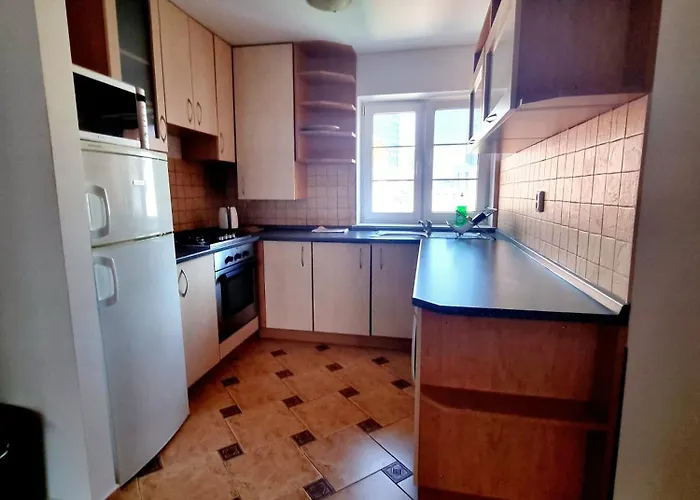 Big Huge Center 84m Nivy Bratislava