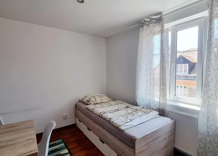 Big Huge Center 84m Nivy *