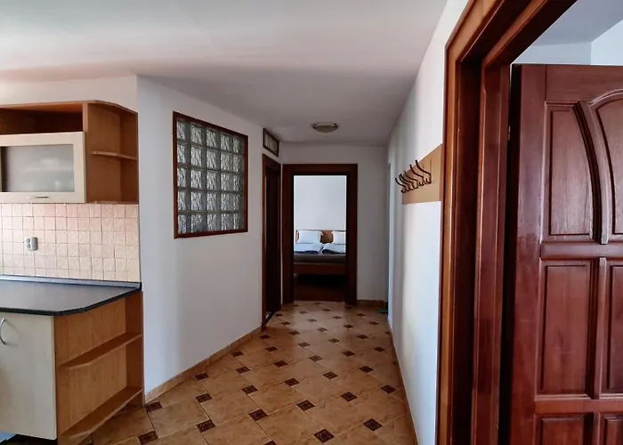 Big Huge Center 84m Nivy Appartement Bratislava