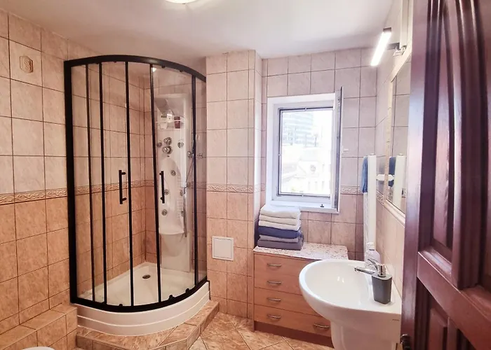 Big Huge Center 84m Nivy *