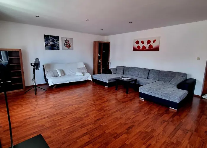 Appartement Big Huge Center 84m Nivy Bratislava